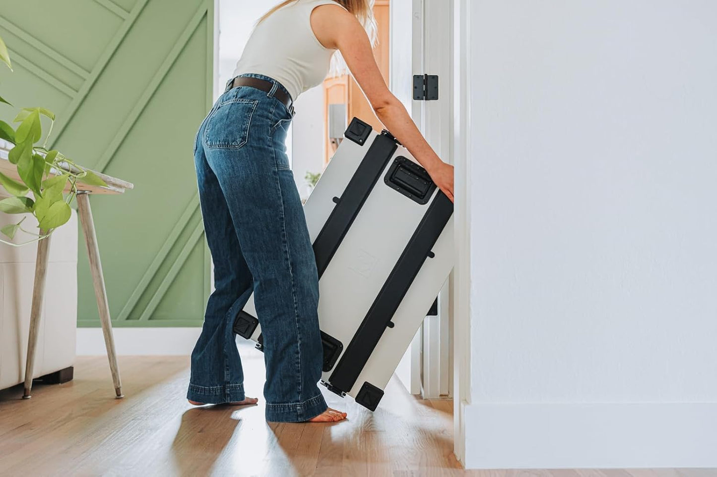 Impact Collapsible Dog Crate - Foldable Hard Crate for Large Dogs - Heavy Duty Travel Kennel with Powder-Coated Aluminum - Quick Setup for Indoor & Outdoor (White, 40" (40.5" L x 23" W x 29" H))
